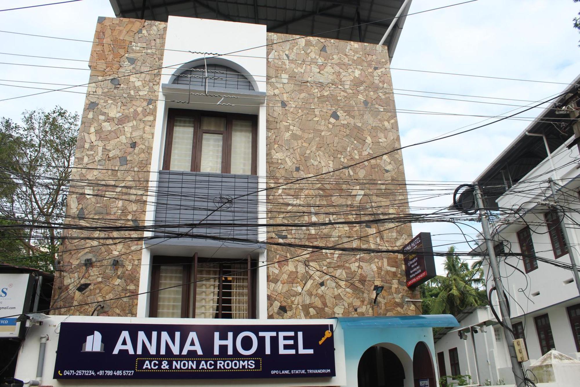 Anna Hotel Thiruvananthapuram Екстериор снимка